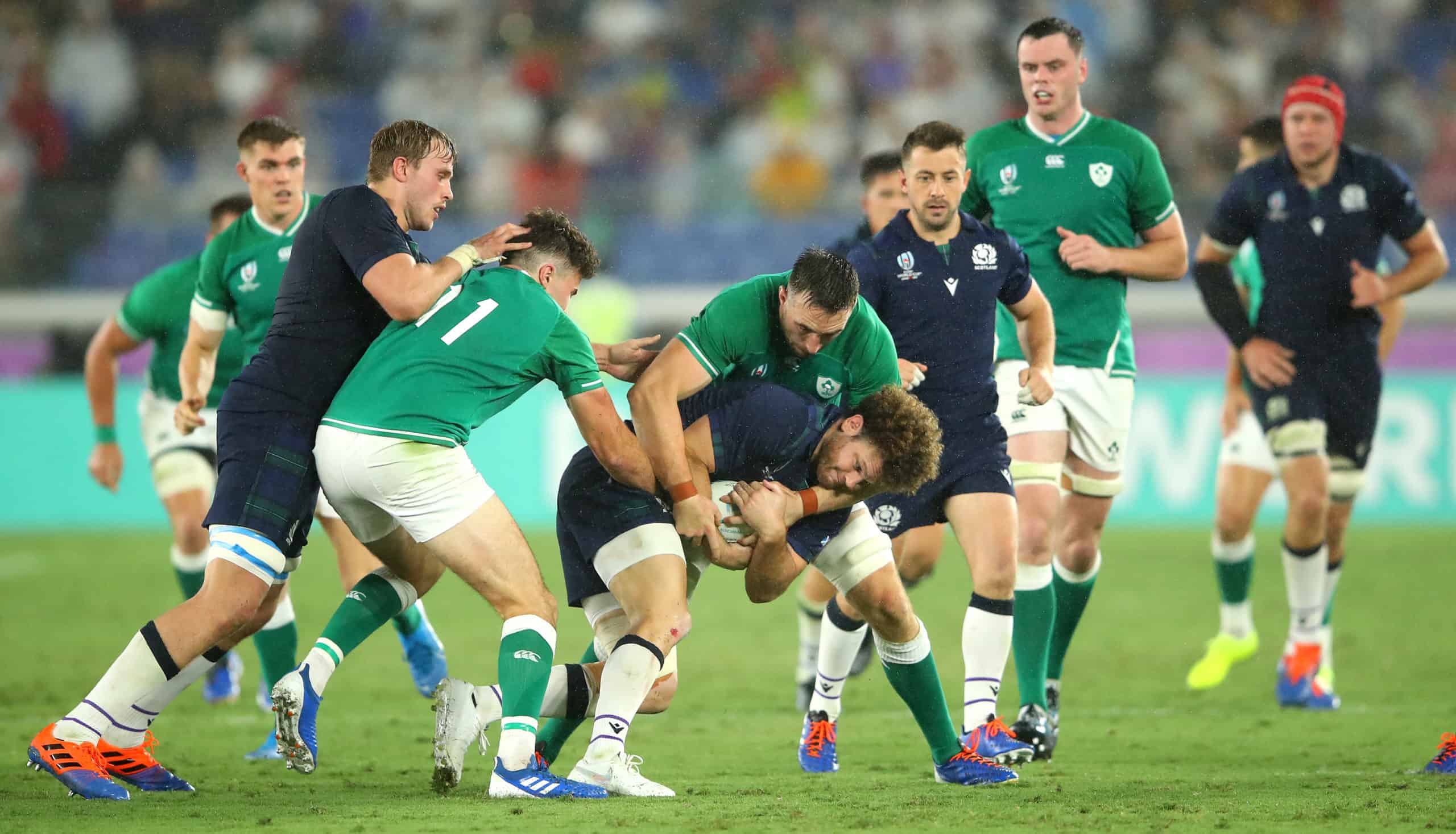 Six Nations Week 5: Ireland retain title on a dramatic Super Saturday